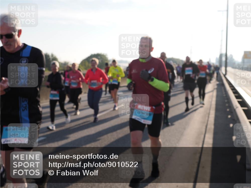 03.10.2025 - Köhlbrandbrückenlauf Fabian Wolf http://msf.ph/oto/9010522 03.10.2025 09:21:45 Position 3 3468 meine-sportfotos.de