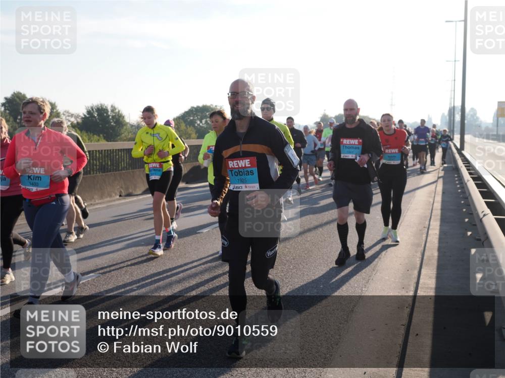03.10.2025 - Köhlbrandbrückenlauf Fabian Wolf http://msf.ph/oto/9010559 03.10.2025 09:21:47 Position 3 1433, 11, 1925, 1941 meine-sportfotos.de