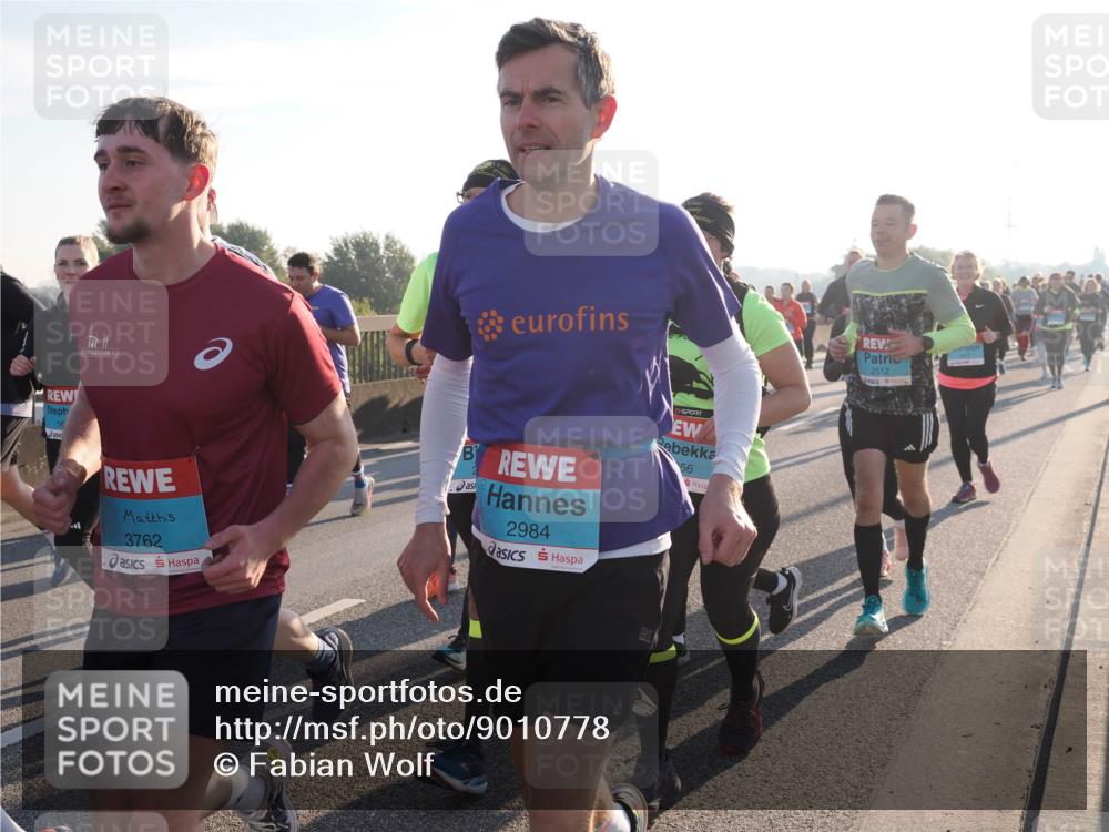 03.10.2025 - Köhlbrandbrückenlauf Fabian Wolf http://msf.ph/oto/9010778 03.10.2025 09:21:55 Position 3 16, 3762, 2984, 56, 2512 meine-sportfotos.de