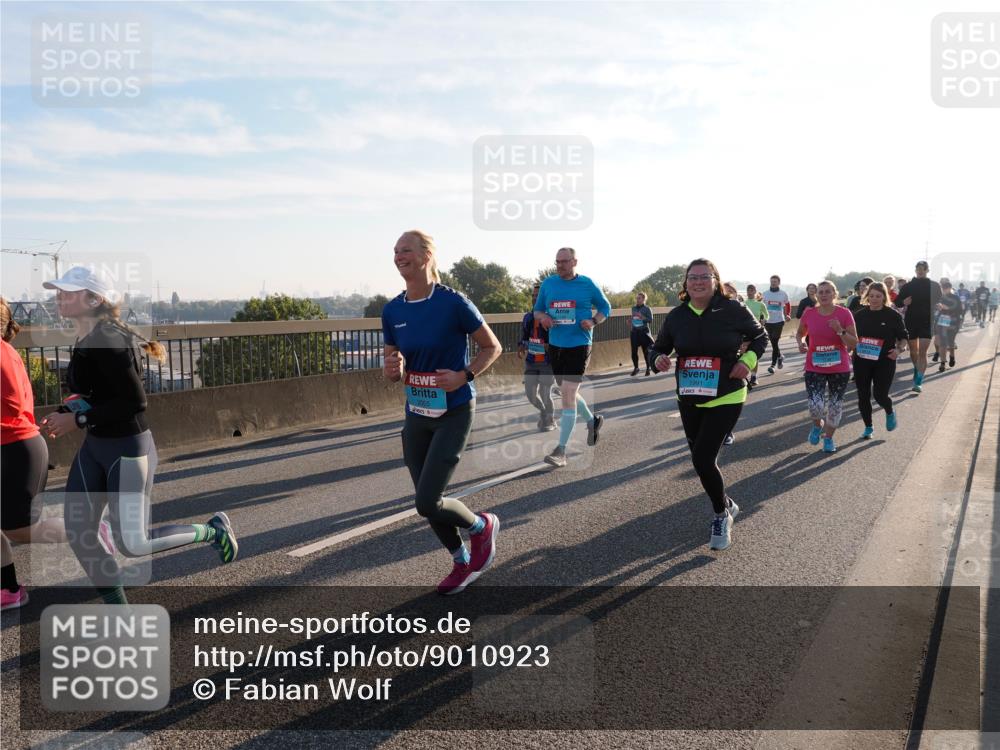 03.10.2025 - Köhlbrandbrückenlauf Fabian Wolf http://msf.ph/oto/9010923 03.10.2025 09:22:01 Position 3 2055, 1991 meine-sportfotos.de