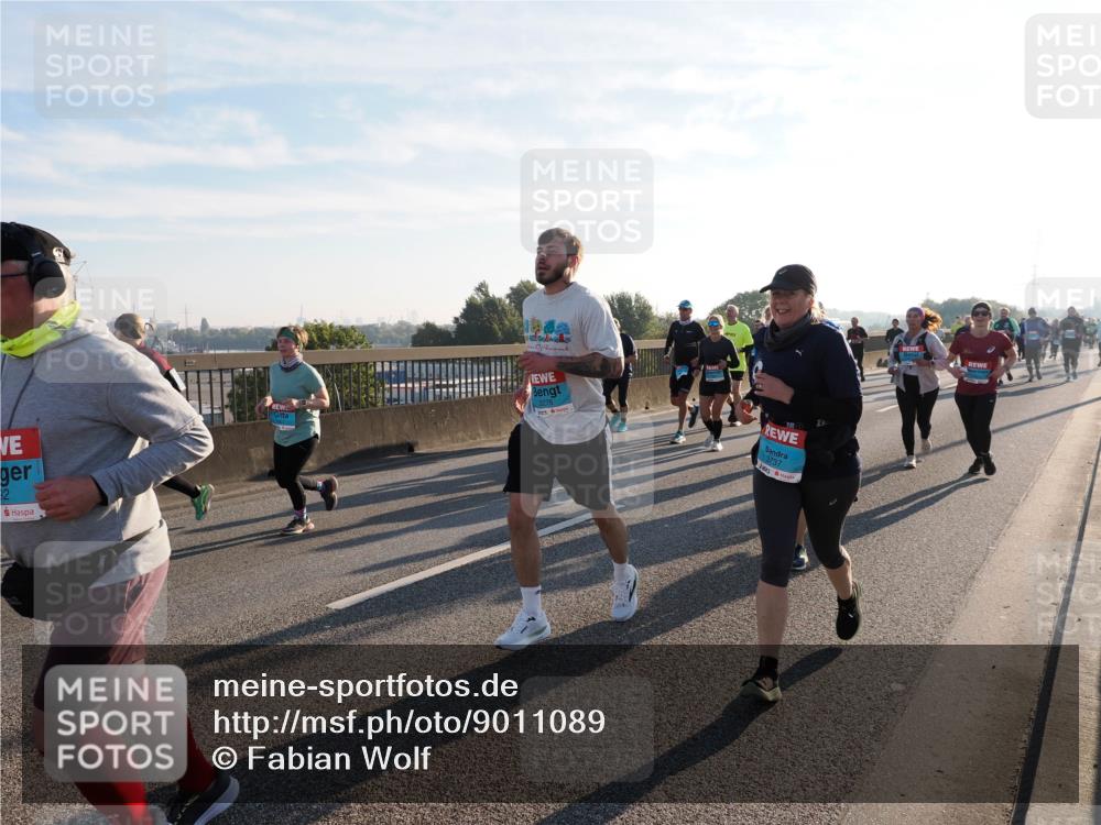 03.10.2025 - Köhlbrandbrückenlauf Fabian Wolf http://msf.ph/oto/9011089 03.10.2025 09:22:07 Position 3 92, 3737 meine-sportfotos.de