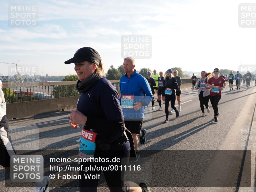 03.10.2025 - Köhlbrandbrückenlauf Fabian Wolf http://msf.ph/oto/9011116 03.10.2025 09:22:07 Position 3 37, 2158 meine-sportfotos.de