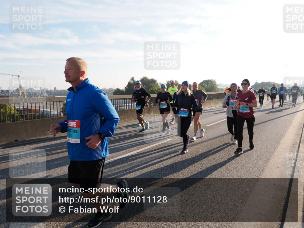 03.10.2025 - Köhlbrandbrückenlauf Fabian Wolf http://msf.ph/oto/9011128 03.10.2025 09:22:08 Position 3 2158, 1920 meine-sportfotos.de