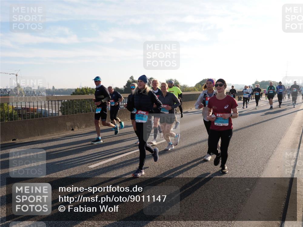 03.10.2025 - Köhlbrandbrückenlauf Fabian Wolf http://msf.ph/oto/9011147 03.10.2025 09:22:08 Position 3 4, 1920, 3110 meine-sportfotos.de