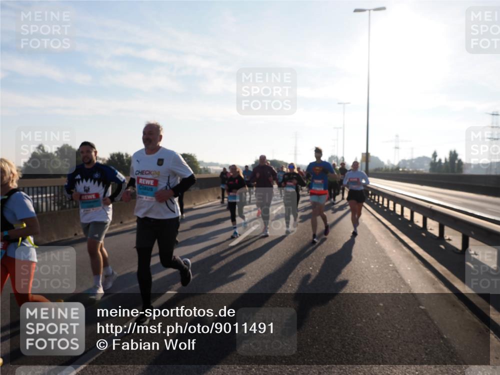 03.10.2025 - Köhlbrandbrückenlauf Fabian Wolf http://msf.ph/oto/9011491 03.10.2025 09:22:25 Position 3  meine-sportfotos.de