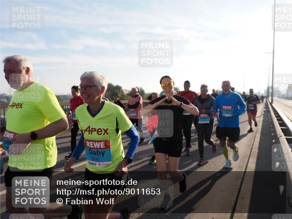03.10.2025 - Köhlbrandbrückenlauf Fabian Wolf http://msf.ph/oto/9011653 03.10.2025 09:22:34 Position 3 273, 2742 meine-sportfotos.de