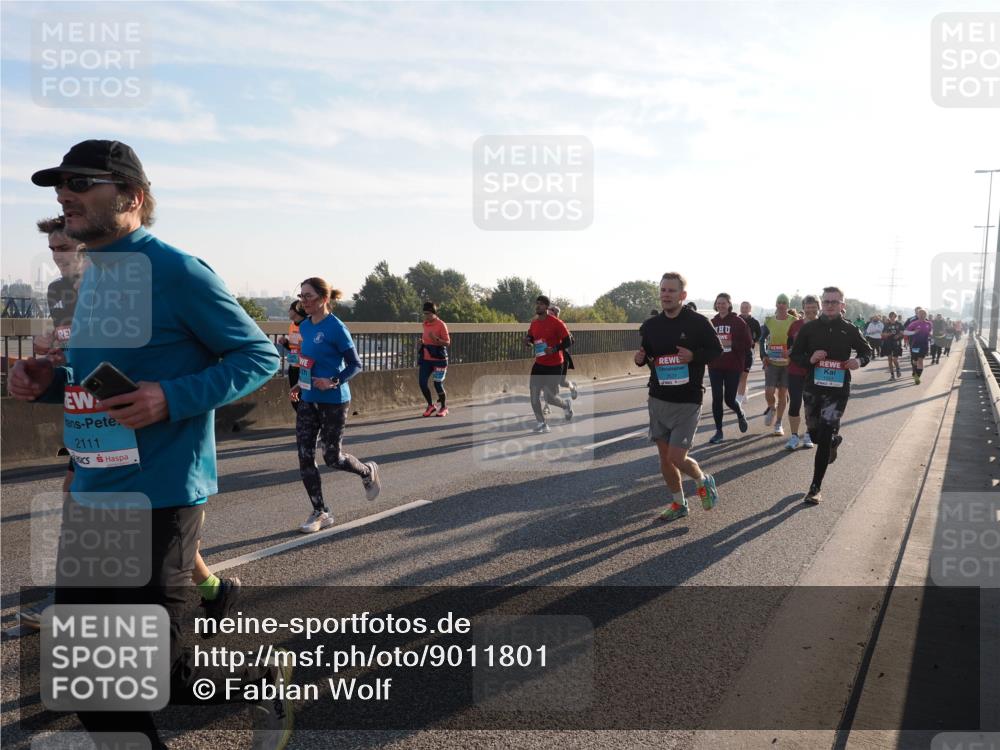 03.10.2025 - Köhlbrandbrückenlauf Fabian Wolf http://msf.ph/oto/9011801 03.10.2025 09:22:41 Position 3 2111 meine-sportfotos.de