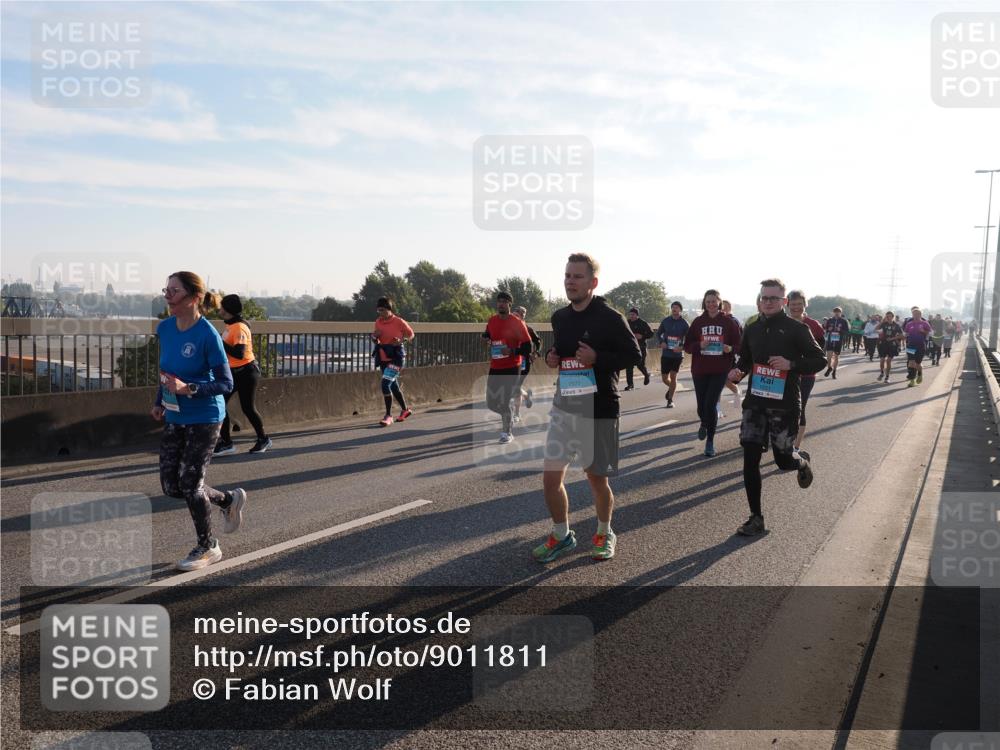 03.10.2025 - Köhlbrandbrückenlauf Fabian Wolf http://msf.ph/oto/9011811 03.10.2025 09:22:41 Position 3 2577 meine-sportfotos.de