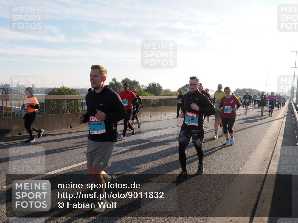 03.10.2025 - Köhlbrandbrückenlauf Fabian Wolf http://msf.ph/oto/9011832 03.10.2025 09:22:42 Position 3 2577, 1551 meine-sportfotos.de