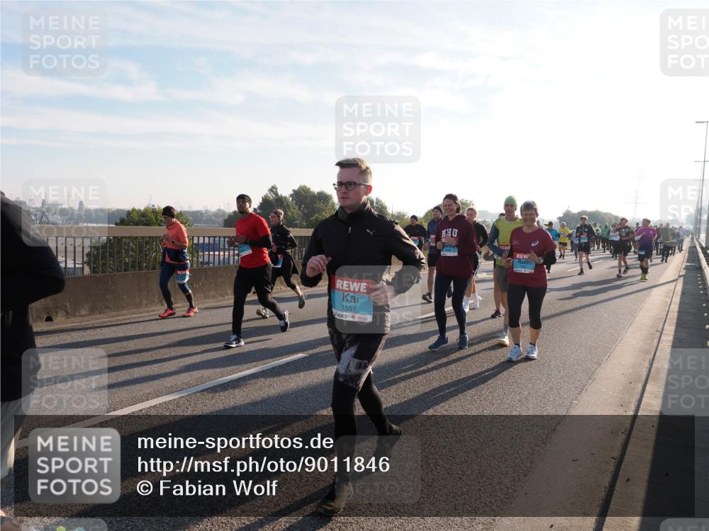 03.10.2025 - Köhlbrandbrückenlauf Fabian Wolf http://msf.ph/oto/9011846 03.10.2025 09:22:42 Position 3 1551 meine-sportfotos.de