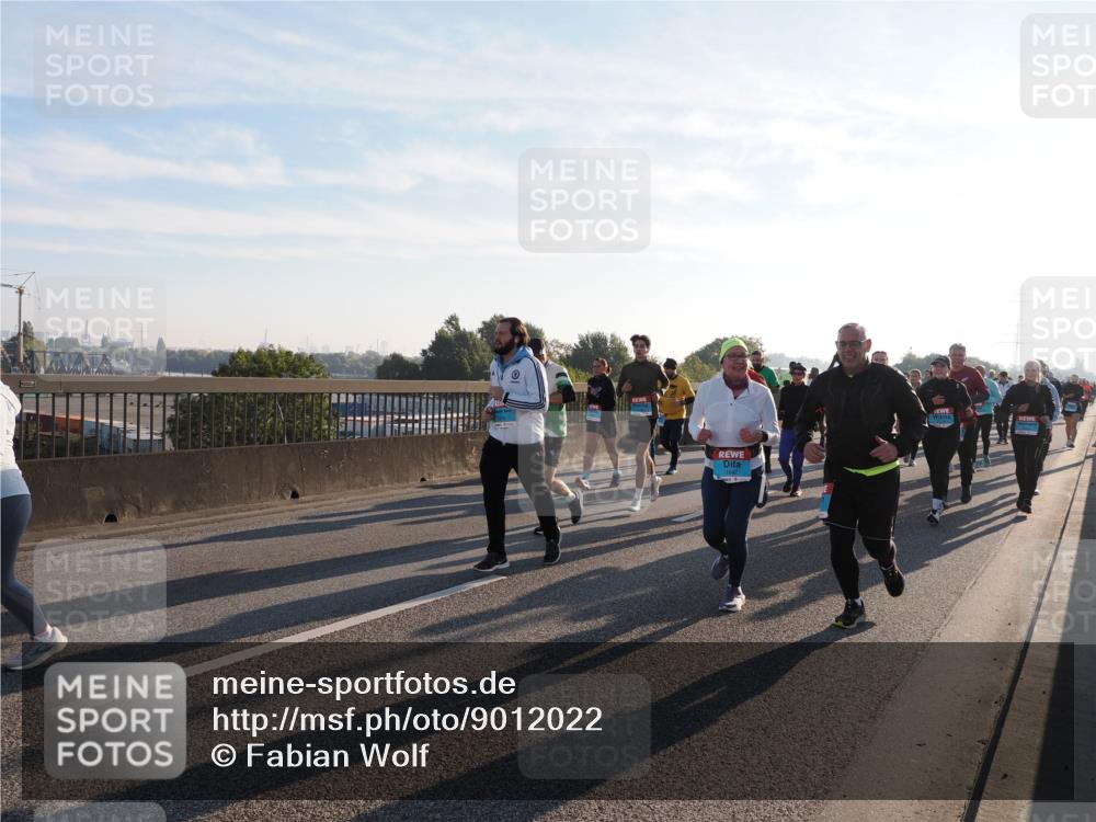 03.10.2025 - Köhlbrandbrückenlauf Fabian Wolf http://msf.ph/oto/9012022 03.10.2025 09:22:52 Position 3 1847 meine-sportfotos.de