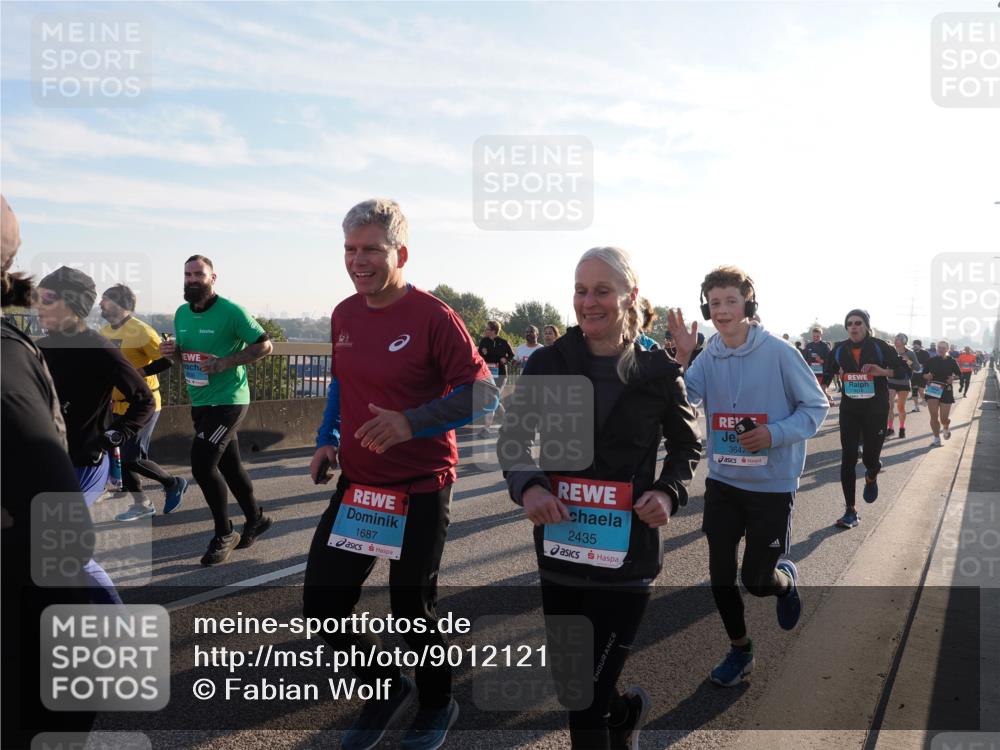 03.10.2025 - Köhlbrandbrückenlauf Fabian Wolf http://msf.ph/oto/9012121 03.10.2025 09:22:55 Position 3 1687, 2435, 3647 meine-sportfotos.de