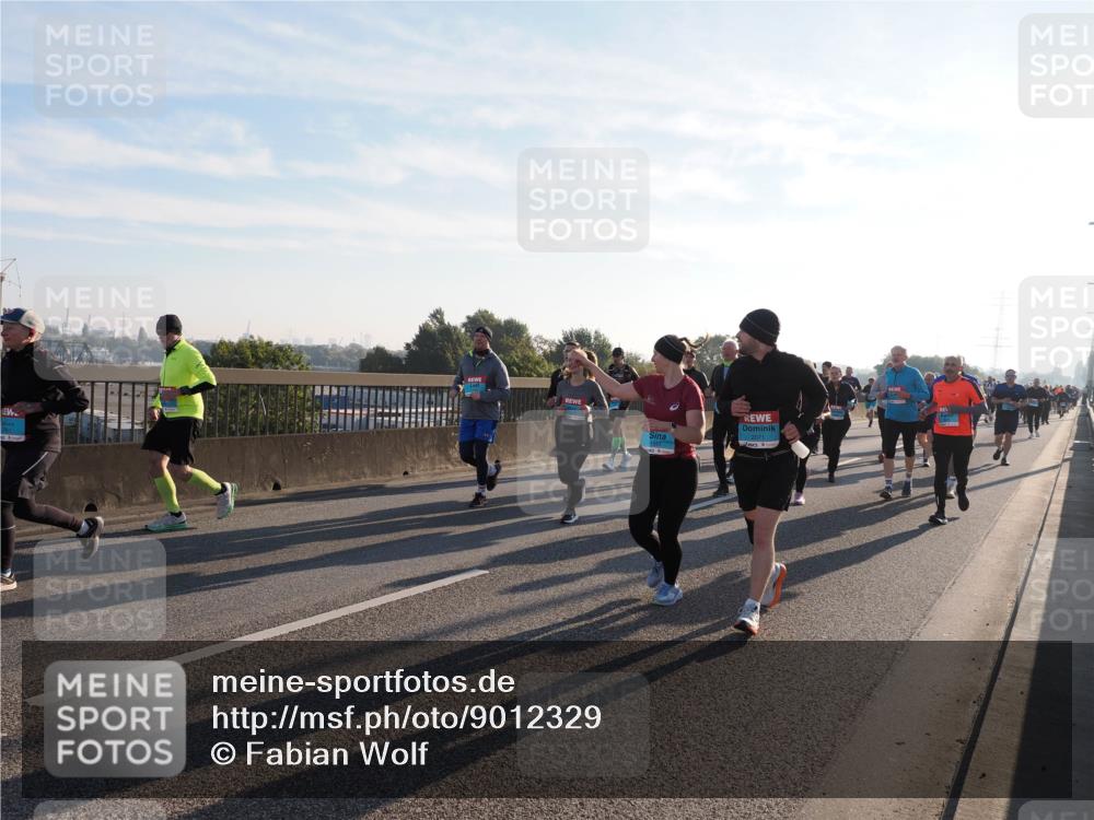 03.10.2025 - Köhlbrandbrückenlauf Fabian Wolf http://msf.ph/oto/9012329 03.10.2025 09:23:02 Position 3 3761, 12071 meine-sportfotos.de