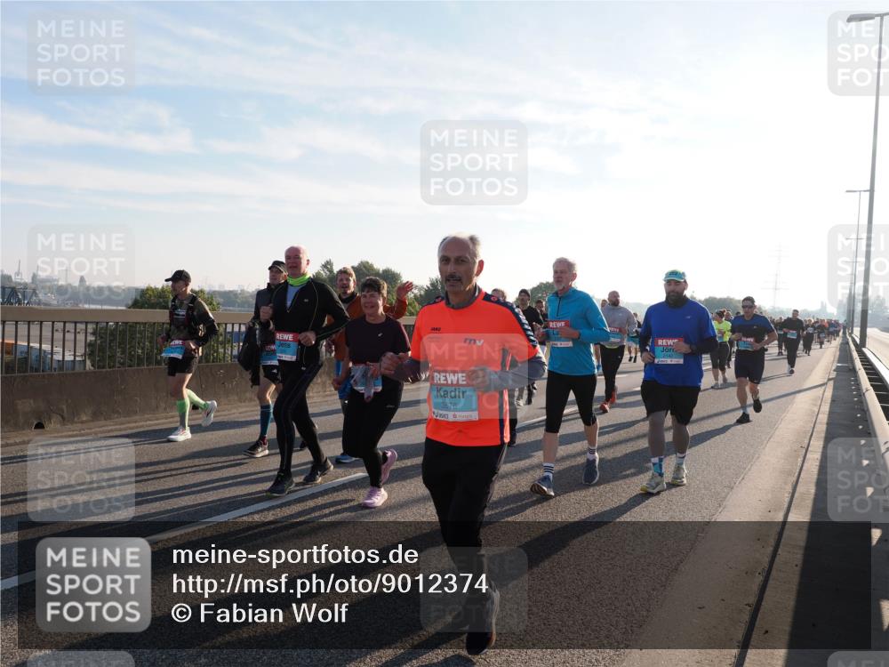 03.10.2025 - Köhlbrandbrückenlauf Fabian Wolf http://msf.ph/oto/9012374 03.10.2025 09:23:05 Position 3 3576 meine-sportfotos.de