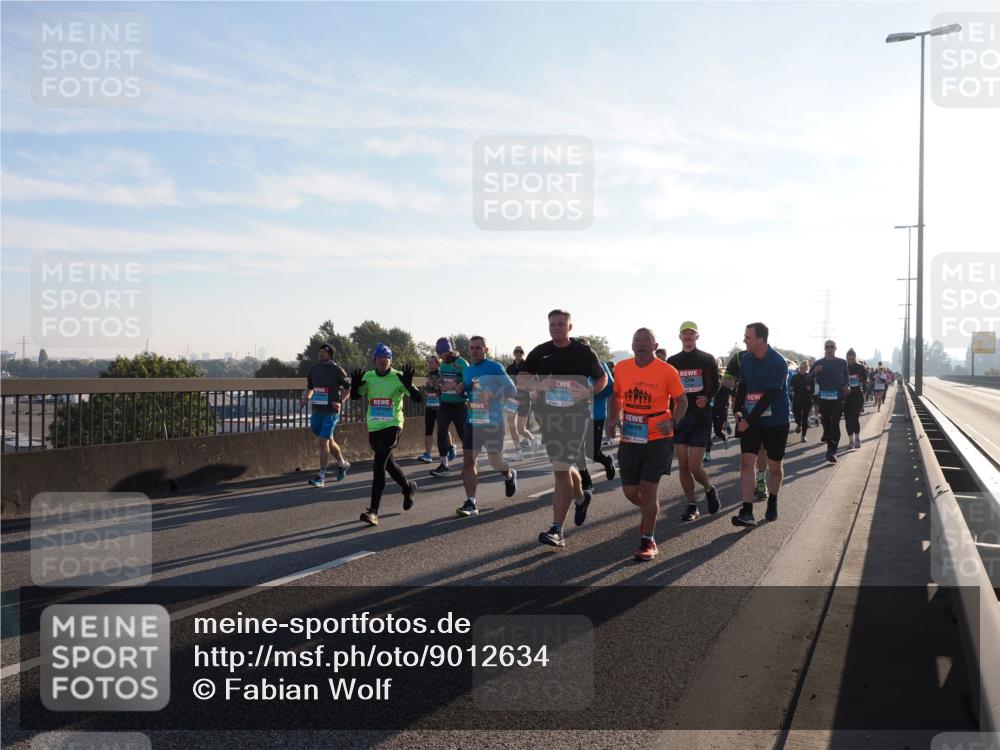 03.10.2025 - Köhlbrandbrückenlauf Fabian Wolf http://msf.ph/oto/9012634 03.10.2025 09:23:24 Position 3  meine-sportfotos.de