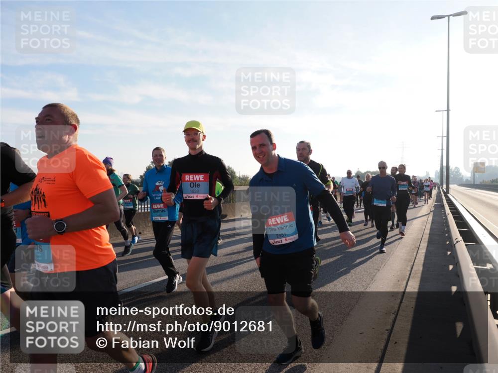 03.10.2025 - Köhlbrandbrückenlauf Fabian Wolf http://msf.ph/oto/9012681 03.10.2025 09:23:25 Position 3 1539, 2451 meine-sportfotos.de