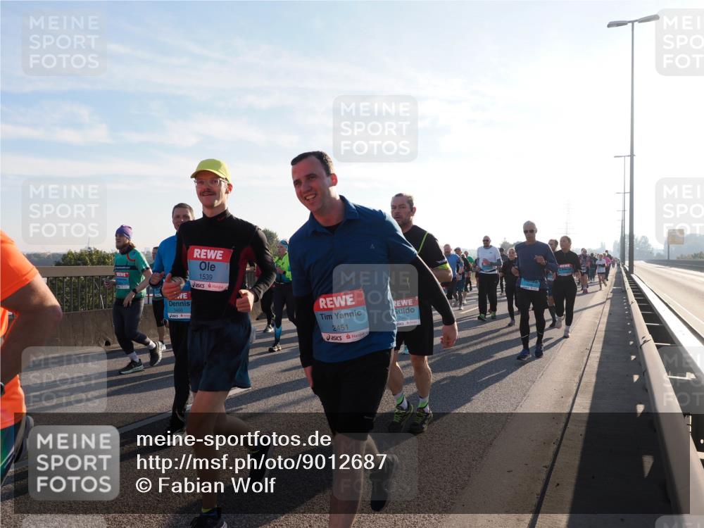 03.10.2025 - Köhlbrandbrückenlauf Fabian Wolf http://msf.ph/oto/9012687 03.10.2025 09:23:26 Position 3 3450, 1539, 2451, 2392 meine-sportfotos.de