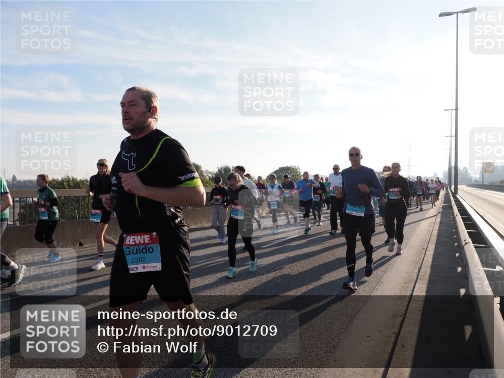03.10.2025 - Köhlbrandbrückenlauf Fabian Wolf http://msf.ph/oto/9012709 03.10.2025 09:23:26 Position 3 2392 meine-sportfotos.de