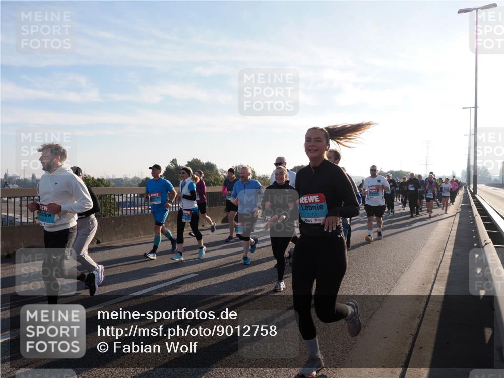 03.10.2025 - Köhlbrandbrückenlauf Fabian Wolf http://msf.ph/oto/9012758 03.10.2025 09:23:28 Position 3 2254, 2270 meine-sportfotos.de