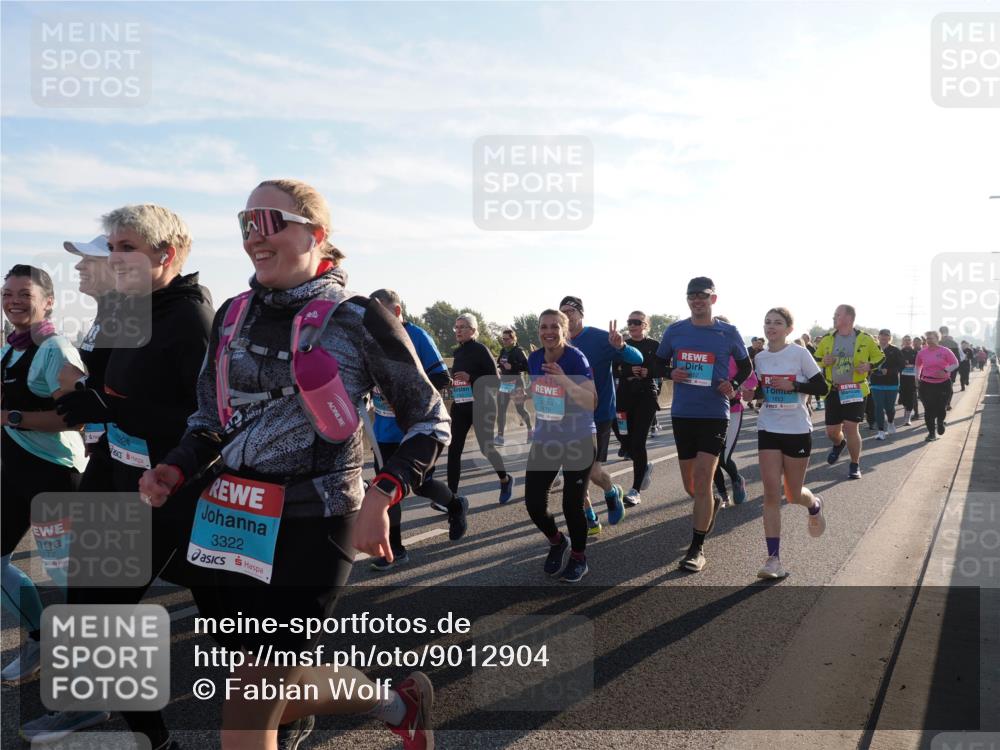 03.10.2025 - Köhlbrandbrückenlauf Fabian Wolf http://msf.ph/oto/9012904 03.10.2025 09:23:34 Position 3 177, 1024, 3322, 1653 meine-sportfotos.de