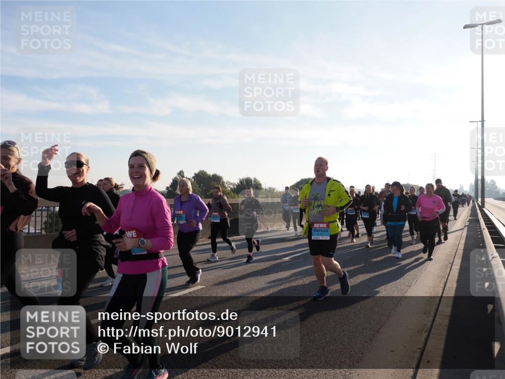 03.10.2025 - Köhlbrandbrückenlauf Fabian Wolf http://msf.ph/oto/9012941 03.10.2025 09:23:36 Position 3 2153 meine-sportfotos.de