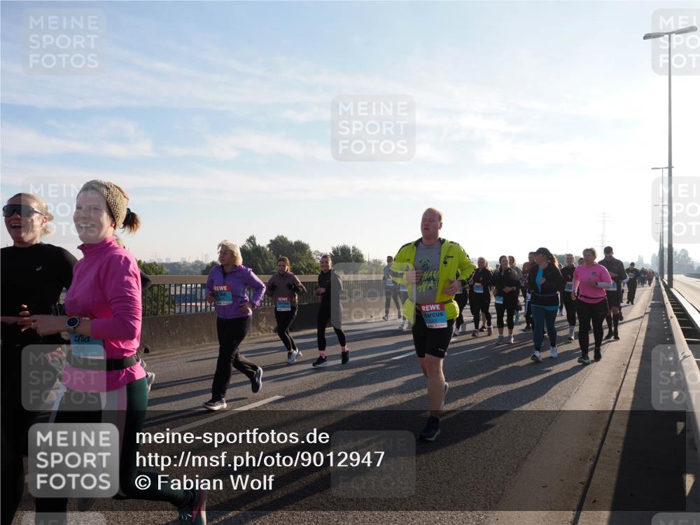 03.10.2025 - Köhlbrandbrückenlauf Fabian Wolf http://msf.ph/oto/9012947 03.10.2025 09:23:37 Position 3 1585 meine-sportfotos.de