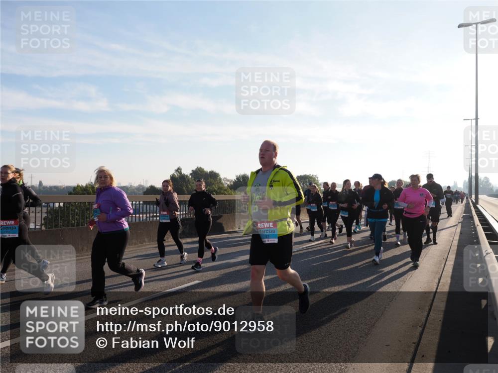 03.10.2025 - Köhlbrandbrückenlauf Fabian Wolf http://msf.ph/oto/9012958 03.10.2025 09:23:37 Position 3 2153 meine-sportfotos.de