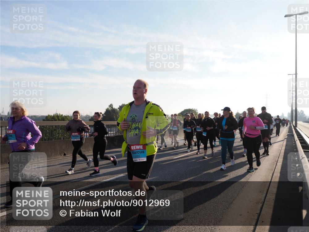 03.10.2025 - Köhlbrandbrückenlauf Fabian Wolf http://msf.ph/oto/9012969 03.10.2025 09:23:37 Position 3 2153 meine-sportfotos.de