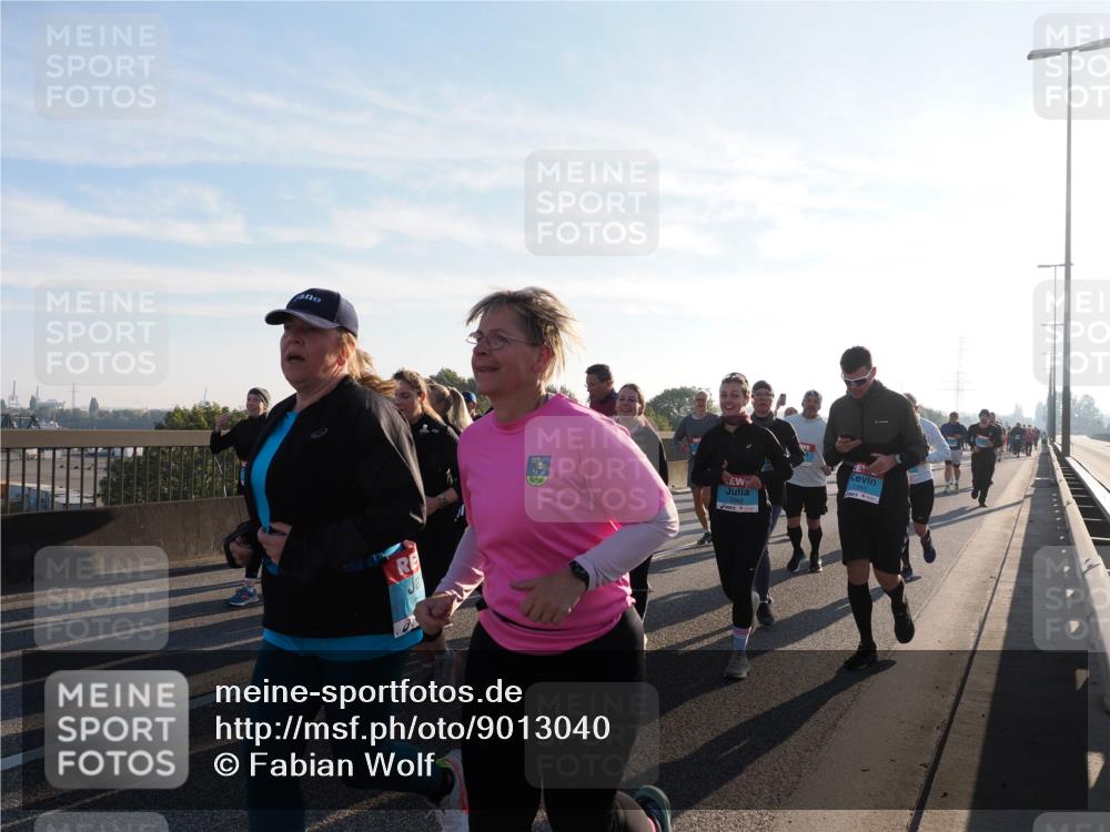 03.10.2025 - Köhlbrandbrückenlauf Fabian Wolf http://msf.ph/oto/9013040 03.10.2025 09:23:40 Position 3  meine-sportfotos.de