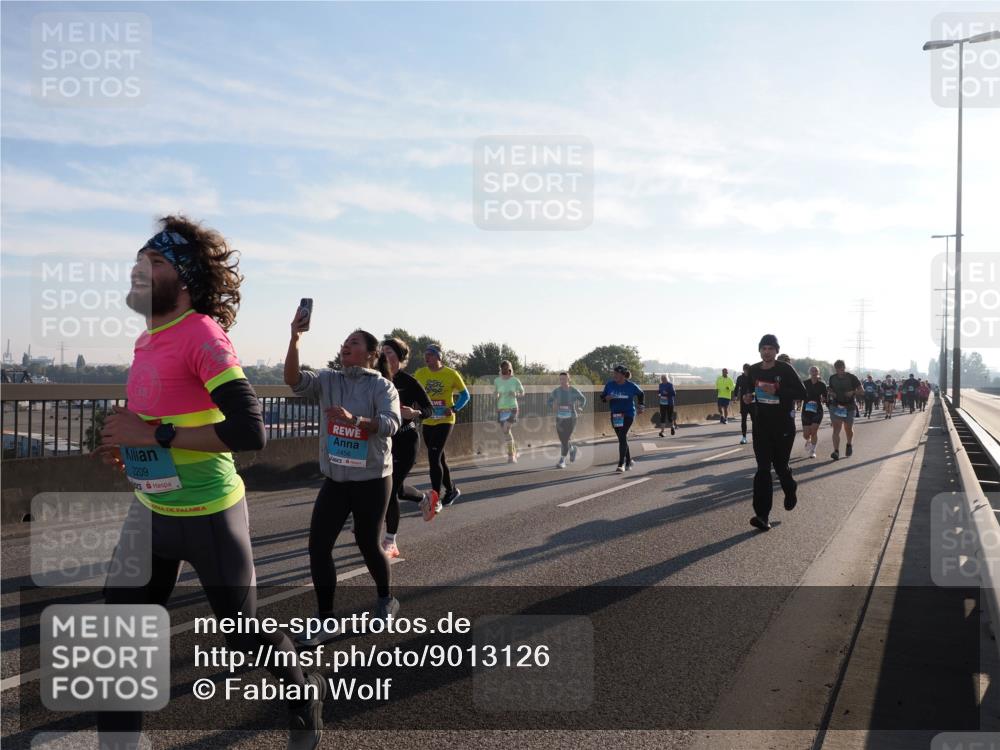03.10.2025 - Köhlbrandbrückenlauf Fabian Wolf http://msf.ph/oto/9013126 03.10.2025 09:23:43 Position 3 2209, 2456 meine-sportfotos.de