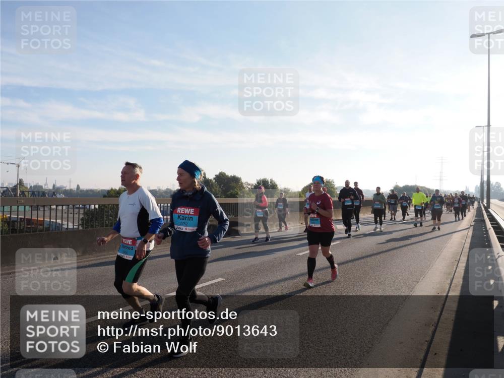 03.10.2025 - Köhlbrandbrückenlauf Fabian Wolf http://msf.ph/oto/9013643 03.10.2025 09:24:11 Position 3 2404, 2752 meine-sportfotos.de