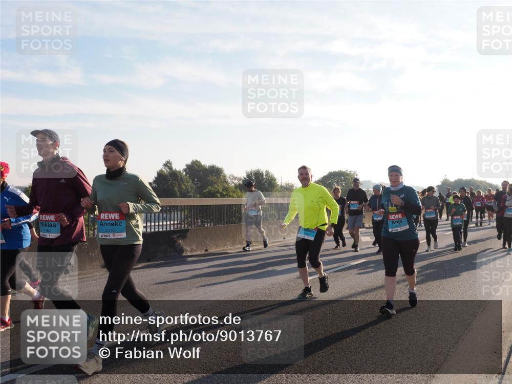 03.10.2025 - Köhlbrandbrückenlauf Fabian Wolf http://msf.ph/oto/9013767 03.10.2025 09:24:15 Position 3 1160, 2310, 1700 meine-sportfotos.de