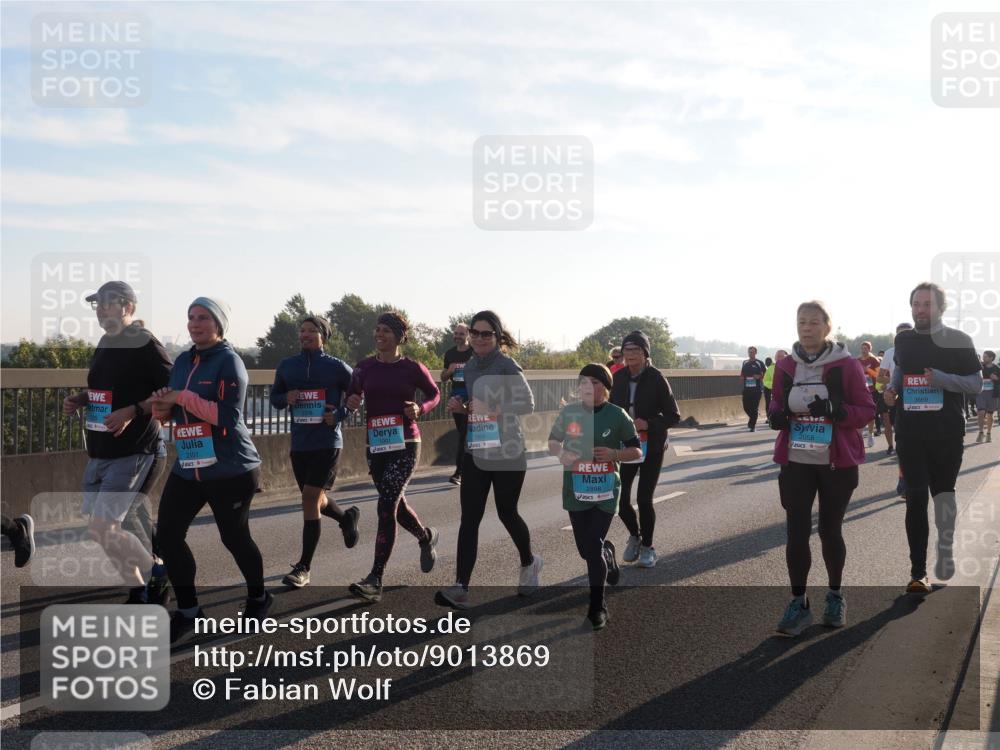 03.10.2025 - Köhlbrandbrückenlauf Fabian Wolf http://msf.ph/oto/9013869 03.10.2025 09:24:18 Position 3 2101, 2899, 2898, 2058, 3669 meine-sportfotos.de