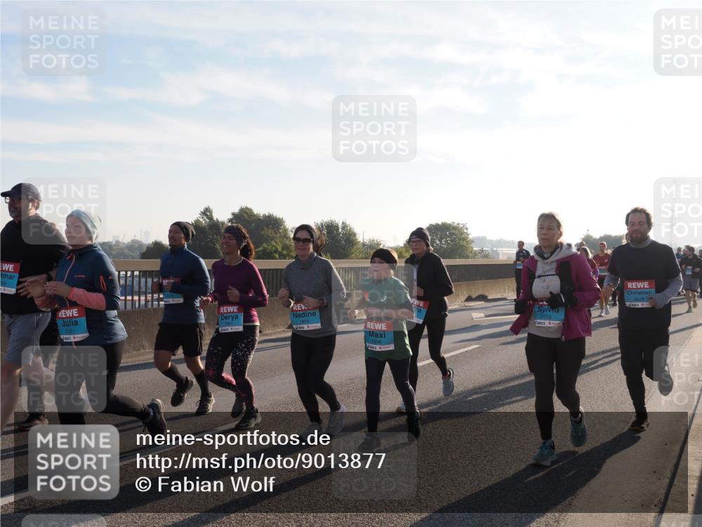 03.10.2025 - Köhlbrandbrückenlauf Fabian Wolf http://msf.ph/oto/9013877 03.10.2025 09:24:18 Position 3 929, 2101, 1001, 2899, 2898, 2058, 3669 meine-sportfotos.de