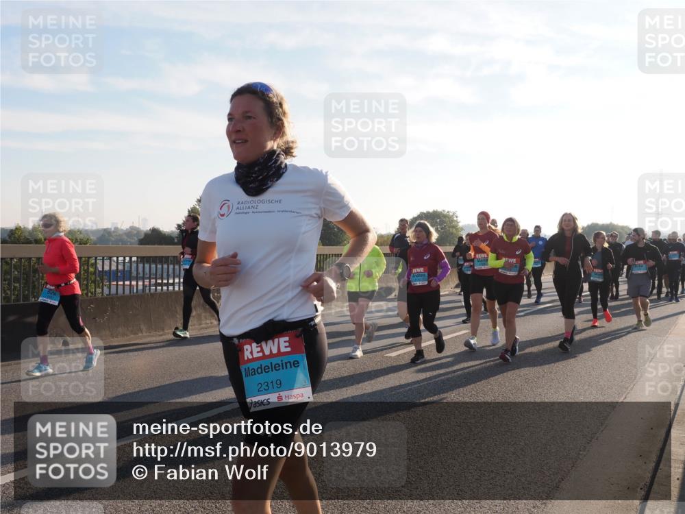 03.10.2025 - Köhlbrandbrückenlauf Fabian Wolf http://msf.ph/oto/9013979 03.10.2025 09:24:22 Position 3 2319, 2143 meine-sportfotos.de