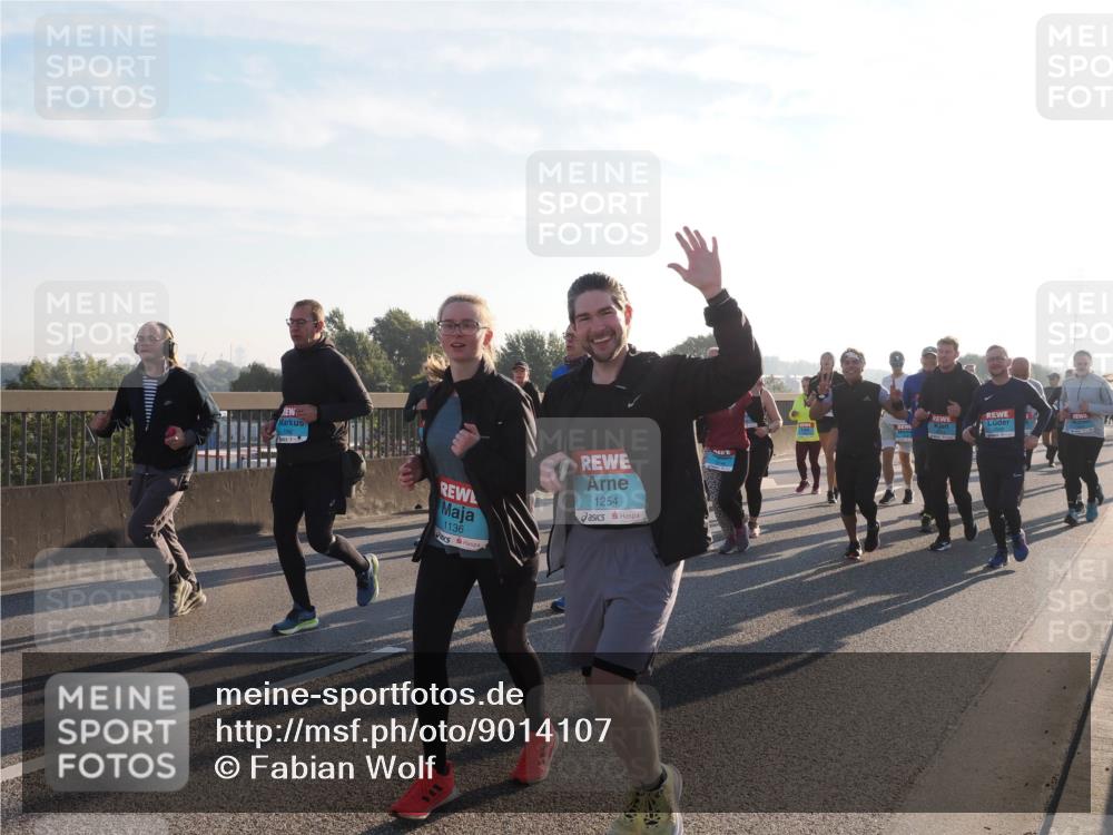 03.10.2025 - Köhlbrandbrückenlauf Fabian Wolf http://msf.ph/oto/9014107 03.10.2025 09:24:26 Position 3 1136, 1254, 124 meine-sportfotos.de