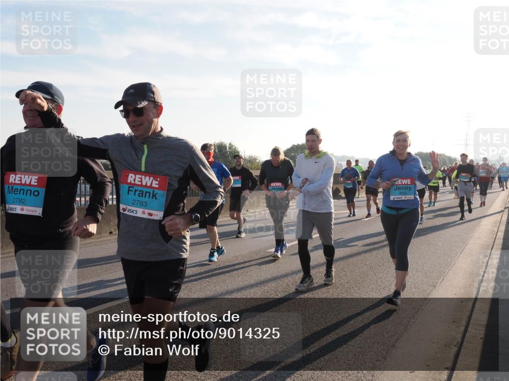 03.10.2025 - Köhlbrandbrückenlauf Fabian Wolf http://msf.ph/oto/9014325 03.10.2025 09:24:34 Position 3 2782, 2783, 3693 meine-sportfotos.de