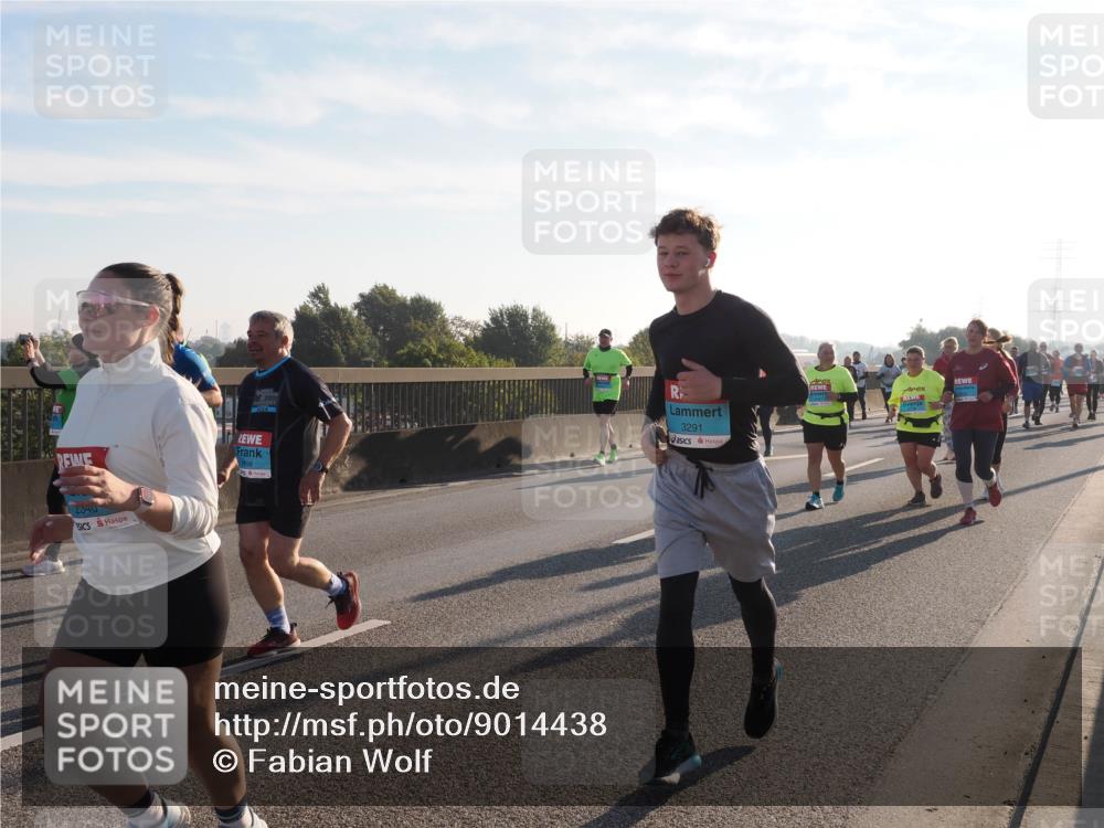 03.10.2025 - Köhlbrandbrückenlauf Fabian Wolf http://msf.ph/oto/9014438 03.10.2025 09:24:38 Position 3  meine-sportfotos.de