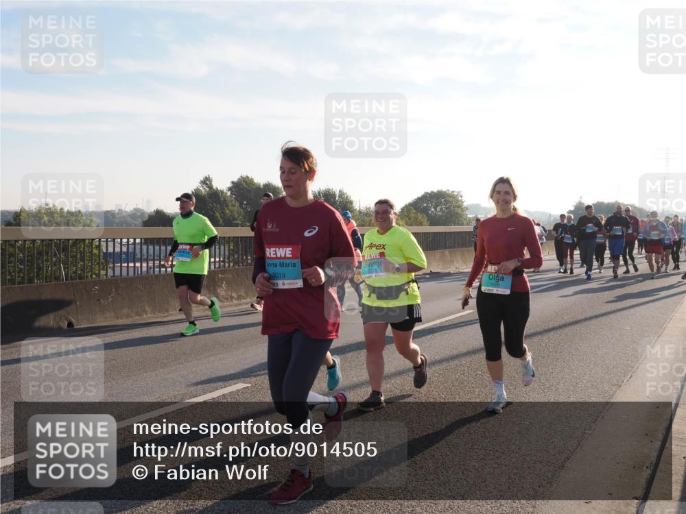 03.10.2025 - Köhlbrandbrückenlauf Fabian Wolf http://msf.ph/oto/9014505 03.10.2025 09:24:41 Position 3 3019, 2738, 1209 meine-sportfotos.de