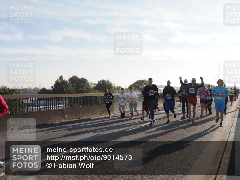 03.10.2025 - Köhlbrandbrückenlauf Fabian Wolf http://msf.ph/oto/9014573 03.10.2025 09:24:45 Position 3  meine-sportfotos.de