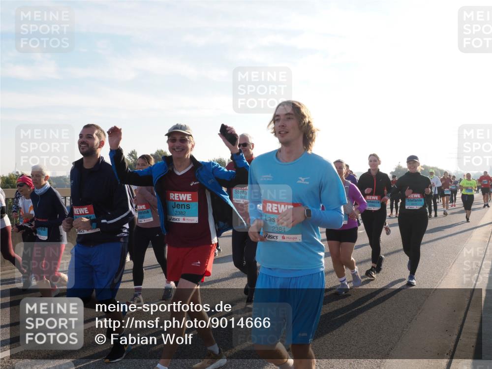 03.10.2025 - Köhlbrandbrückenlauf Fabian Wolf http://msf.ph/oto/9014666 03.10.2025 09:24:48 Position 3 2382, 3, 10, 2013, 1483, 2384, 32284, 2271 meine-sportfotos.de