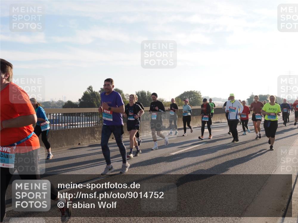 03.10.2025 - Köhlbrandbrückenlauf Fabian Wolf http://msf.ph/oto/9014752 03.10.2025 09:24:52 Position 3 163 meine-sportfotos.de