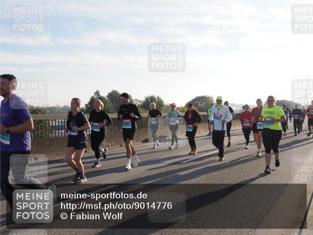 03.10.2025 - Köhlbrandbrückenlauf Fabian Wolf http://msf.ph/oto/9014776 03.10.2025 09:24:53 Position 3 2988 meine-sportfotos.de