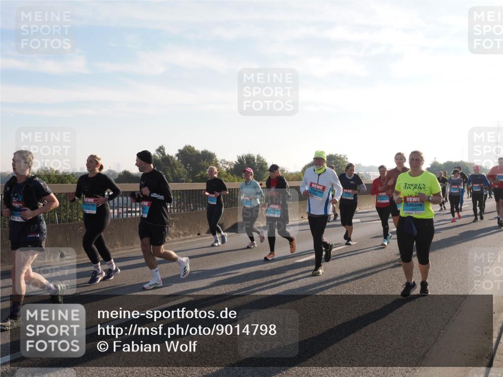 03.10.2025 - Köhlbrandbrückenlauf Fabian Wolf http://msf.ph/oto/9014798 03.10.2025 09:24:53 Position 3 1800 meine-sportfotos.de