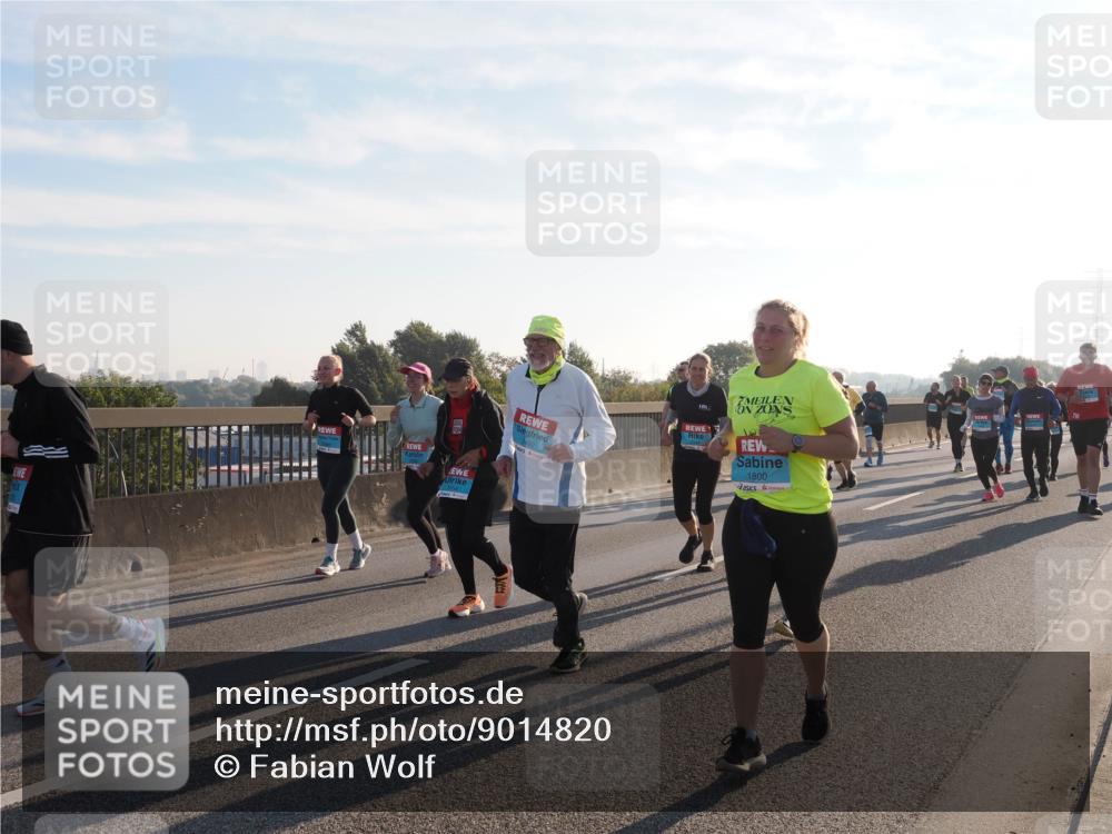 03.10.2025 - Köhlbrandbrückenlauf Fabian Wolf http://msf.ph/oto/9014820 03.10.2025 09:24:54 Position 3 2492, 1800 meine-sportfotos.de