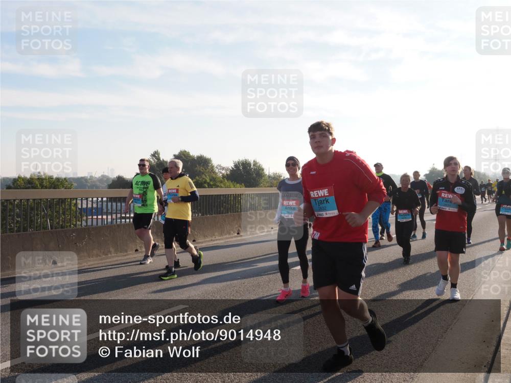 03.10.2025 - Köhlbrandbrückenlauf Fabian Wolf http://msf.ph/oto/9014948 03.10.2025 09:24:58 Position 3 2632, 2466, 2631 meine-sportfotos.de