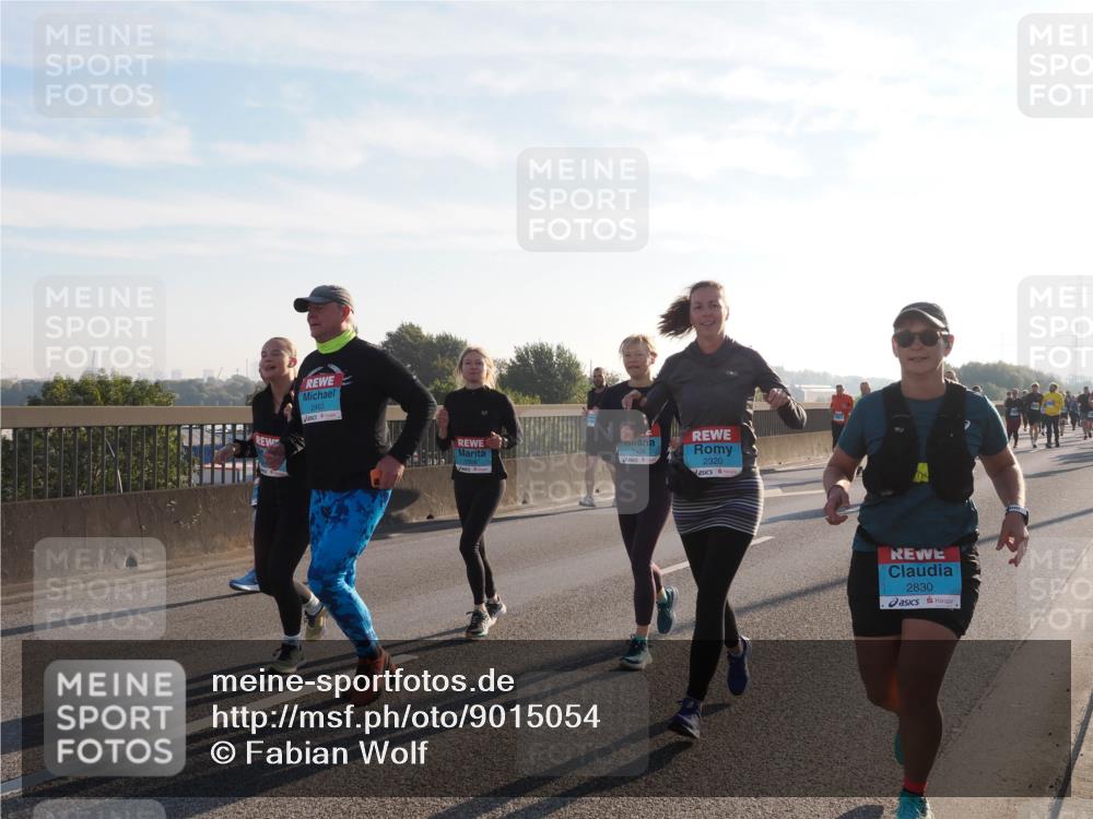 03.10.2025 - Köhlbrandbrückenlauf Fabian Wolf http://msf.ph/oto/9015054 03.10.2025 09:25:02 Position 3 2463, 2320, 2830 meine-sportfotos.de