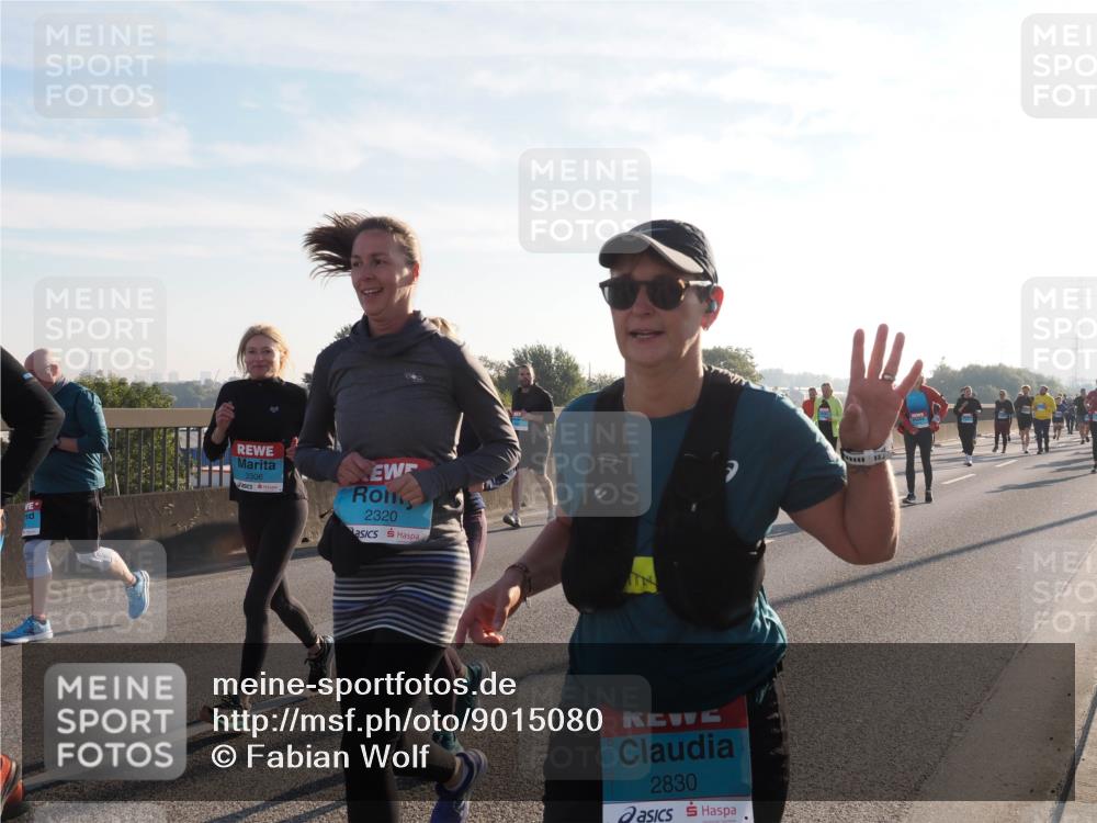 03.10.2025 - Köhlbrandbrückenlauf Fabian Wolf http://msf.ph/oto/9015080 03.10.2025 09:25:02 Position 3 3306, 2320, 2830 meine-sportfotos.de