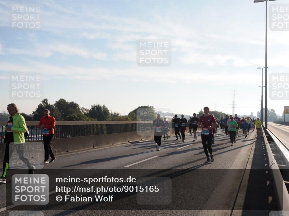 03.10.2025 - Köhlbrandbrückenlauf Fabian Wolf http://msf.ph/oto/9015165 03.10.2025 09:25:08 Position 3  meine-sportfotos.de