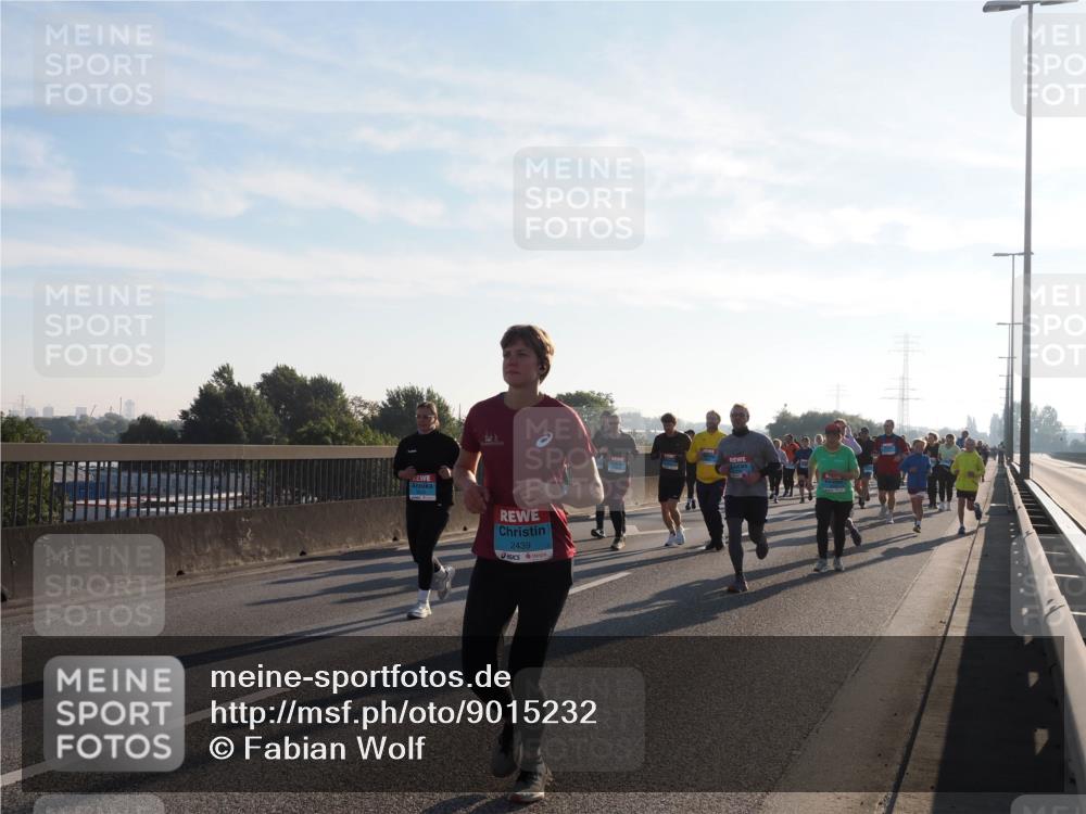 03.10.2025 - Köhlbrandbrückenlauf Fabian Wolf http://msf.ph/oto/9015232 03.10.2025 09:25:10 Position 3 2439 meine-sportfotos.de